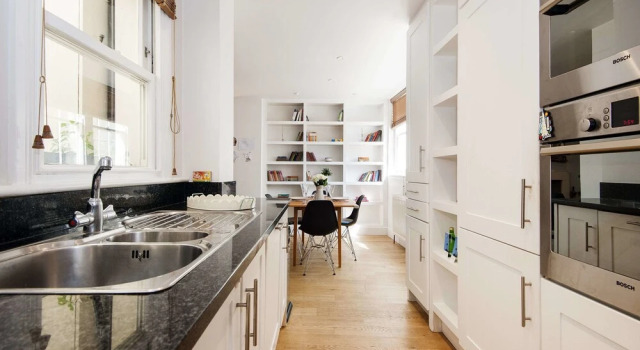 The Spacious Prince of Wales Apartment - CVO