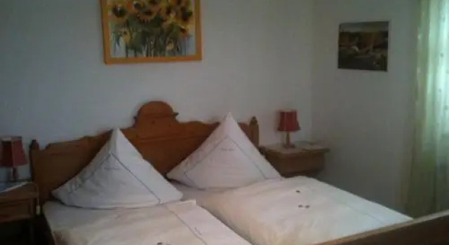 Hotel,Gasthaus zum Wenden, Rezervasyon Otel Wendelstein Nürnberg