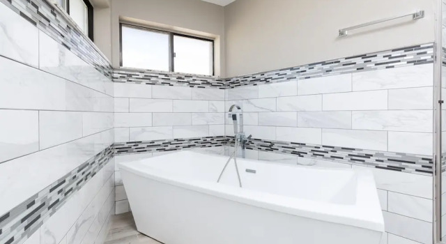 Коттедж The Diamond - Private Pool / Pet Friendly / 4BD Near Arena