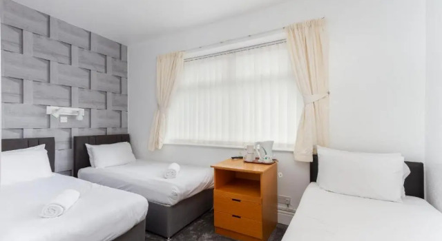 Номер Standard The Sandringham Court Hotel & Apartment-All Groups Welcome Here