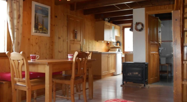 Chalet in Notre-Dame near Ski Lift, Забронировать Шале Нотр-Дам-де-Белькомб Espace Diamant