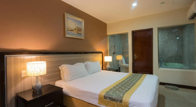 Двухместный номер Premier Hallmark View Hotel