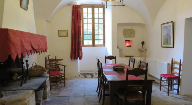 le presbytère de Montaigut, Book Hotel Montégut Aveyron