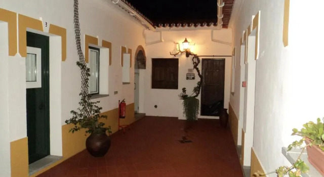 Alojamento Pero Rodrigues, Prenota Hotel Hotel a Alentejo con parcheggio, Parcheggio