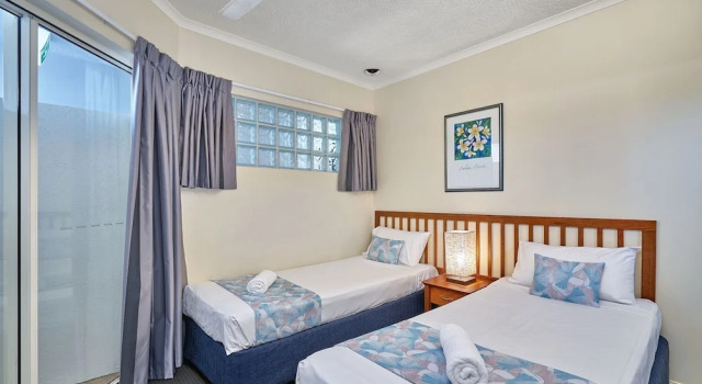 Апартаменты с 2 комнатами с балконом North Cove Waterfront Suites