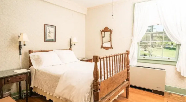 Двухместный номер Classic с видом на сад Historic General Lewis Inn