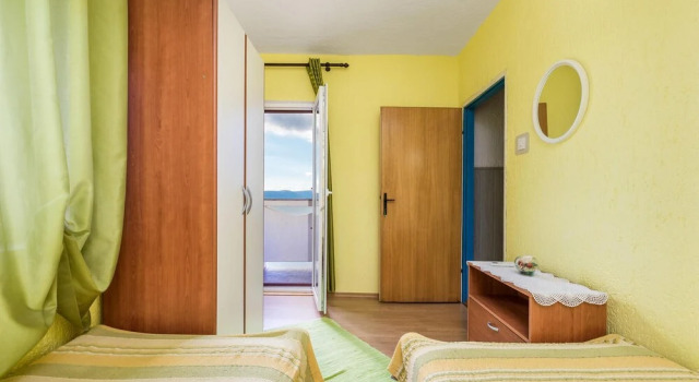 Beautiful Home in Sveti Juraj With Wifi and 2 Bedrooms, Rezerwuj Hotel Sveti Juraj 