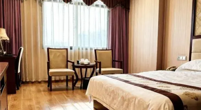 Люкс Business Baorong Hotel
