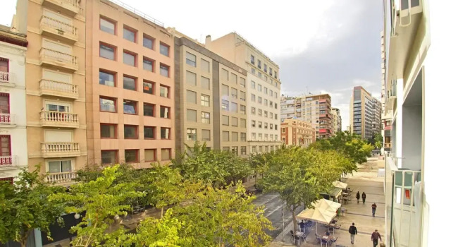 Holihome Rambla 24, Забронировать Отель Отели Аликанте 3 звезды, рядом с Wellness Center Alicante Spa, 3*