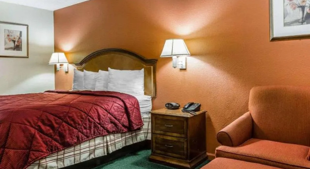 Standard Vierer Zimmer Econo Lodge Inn & Suites Enterprise