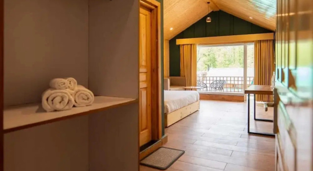 Hotel Patalsu, Забронировать Отель Отели и гостиницы Палчан, Отель