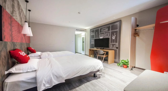 Ibis Nantong Middle Renmin Road Hotel, Book Hotel Hotels in Jiangsu with Breakfast, Breakfasts