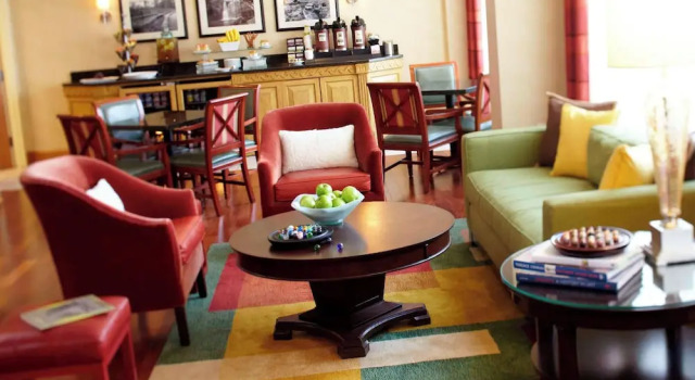 Двухместный клубный номер Standard Renaissance Columbus Downtown Hotel