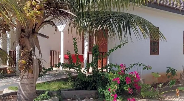 Двухместный номер Standard с видом на бассейн Waikiki Resort Zanzibar