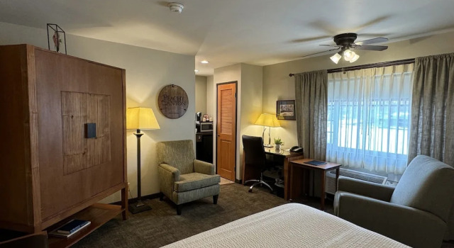 Номер Comfort Adelaide Inn