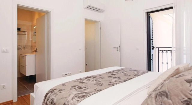 Awesome Home in Gradina With Outdoor Swimming Pool, Wifi and Outdoor Swimming Pool