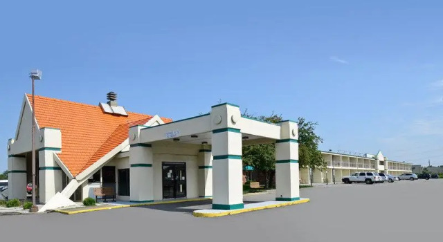 Кровать в общем номере Americas Best Value Inn Phillipsburg