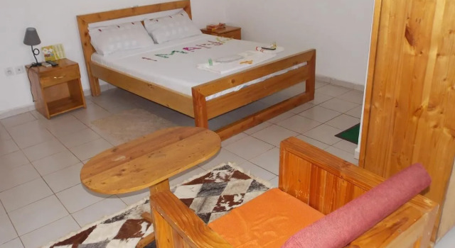 Iman's Hotel Boundiali, Rezervovat Hotel Boundiali Pobřeží slonoviny