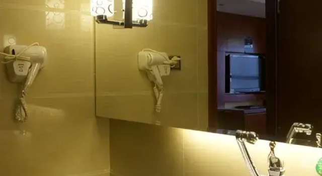 Люкс Business Weini Hotel