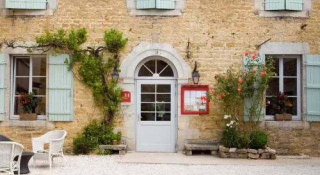 Hotel-restaurant Les Caudalies, Забронировать Отель Отели Горного массива Юры 3 звезды, 3*