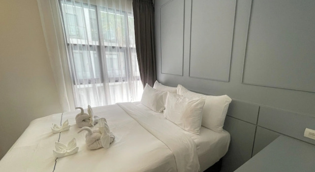 Двухместные апартаменты Luxury с балконом и с видом на бассейн Apartment at Palmyrah Surin by Lofty