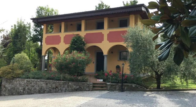 Коттедж Casa Vacanze La Fiòca