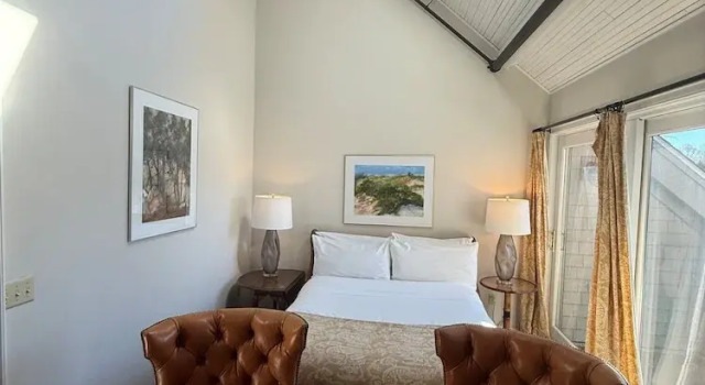 Номер Standard с балконом Belfry Inn and Bistro