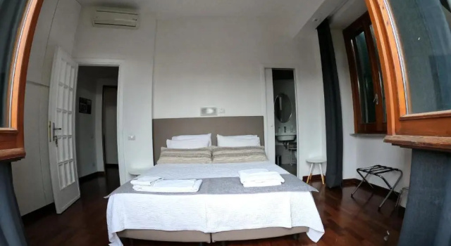 Двухместный номер Standard EMIs Guest House