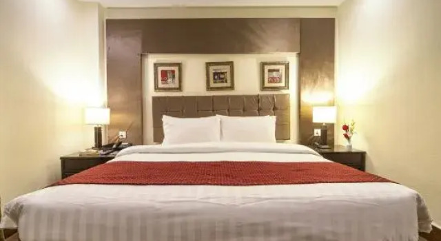 Номер Deluxe Hotel One Faisalabad
