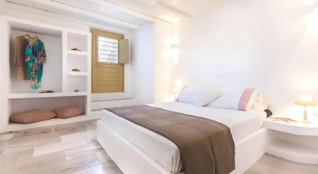 Kallirroe Deluxe Villa with Sea View and Pool