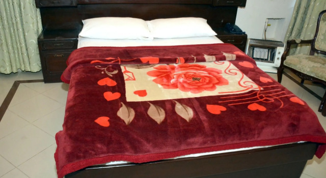 New Shelton House, Buchen Sie Hotel F-8 Sector Islamabad