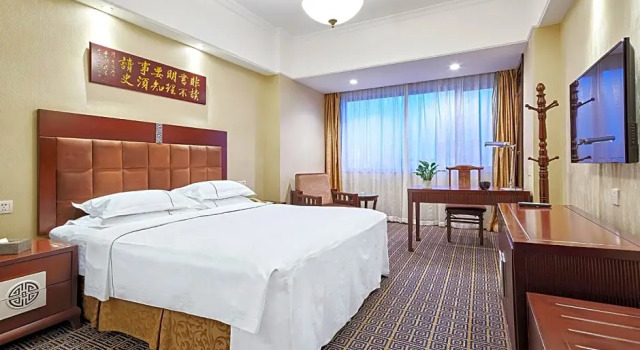 Номер Superior Grand Regency Hotel