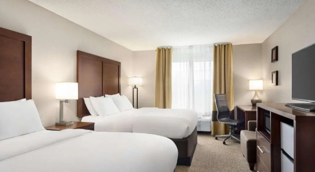 Четырёхместный номер Standard Country Inn & Suites by Radisson, Stillwater, MN