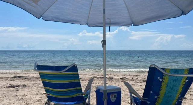Студия Studio right on the beach at Lauderdale By The Sea