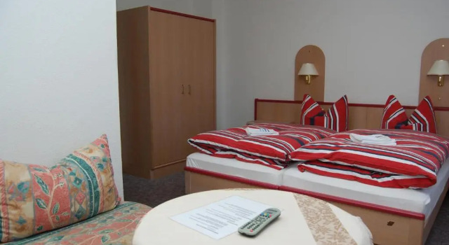 Landgasthof "Am Park", Book Hotel Crottendorf Ore Mountains