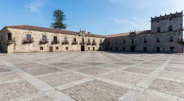 A casa da panadeira, Book Hotel Cambados 