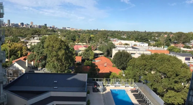 Двухместный номер Standard с балконом Tashas Apartments on Warwick