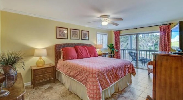 5-star Reviews + Close-to-the-beach = Perfect Vacation! 2 Bedroom Villa
