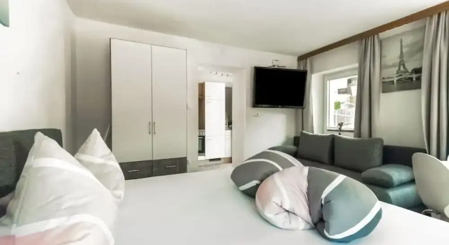 Апартаменты Comfort Nice Apartment in Sautens With a Cozy Terrace