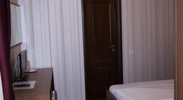 Hotel La Strada, Забронировать Отель Отели Плоешти с парковкой, Парковка
