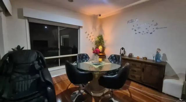 Cosy Spacious Hill Holiday Home, Prenota Hotel Drouin Gippsland