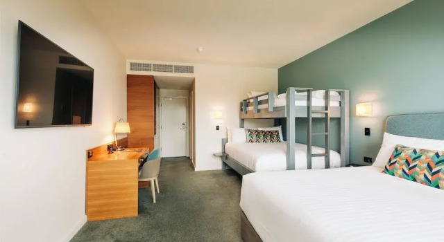 Семейный номер Standard Port Lincoln Hotel