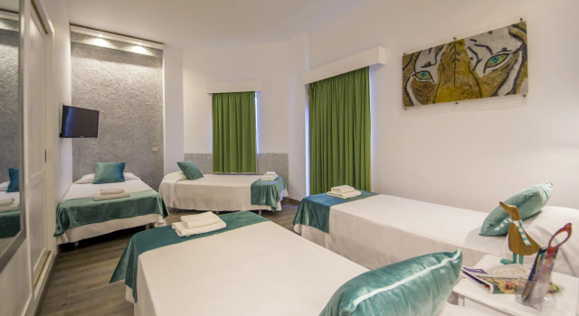 Четырёхместный номер Standard Hotel Sun Holidays