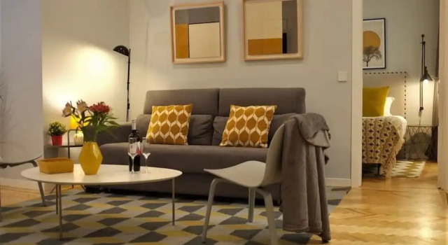 Acogedor y Precioso Piso Junto a Plaza Mayor, Забронировать Отель Отели Мадрида 3 звезды, рядом с Монастырь Энкарнасьон, 3*