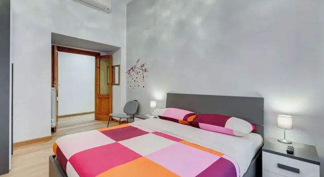 3-Bedroom Home Near Trastevere Station, Prenota Appartamento Trastevere Roma