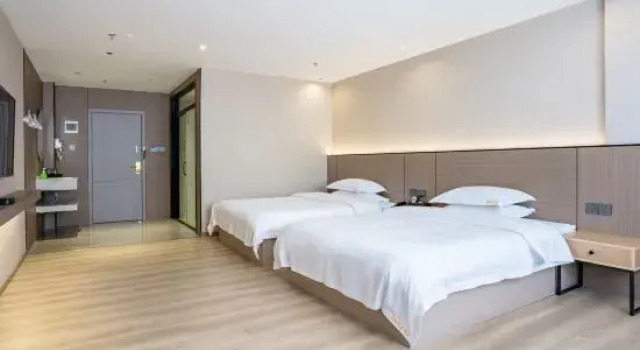Люкс Deluxe Heyuan Holiday Business Hotel