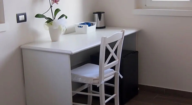 B&B Le Farfalle, Book Bed and Breakfast Hotels in Onno with Parking, Parking