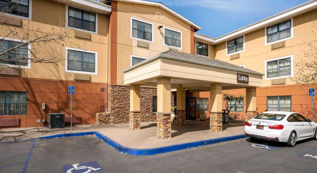 圣巴巴拉长期入住卡勒皇家酒店, 预订 酒店 Goleta 圣巴巴拉
