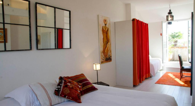 La Ferrade Chambres d'Hotes, Book Bed and Breakfast Hoteller i Gironde med pool, Swimmingpool