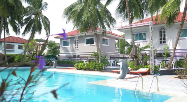 Your Place Inn Surin, Varaa Hotelli Hotellit North-Eastern Thailand pysäköinnillä, Pysäköinti